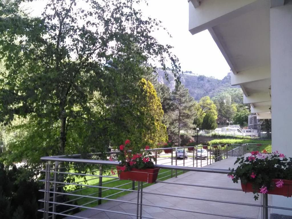 Hotel Dinara Livno Exterior foto